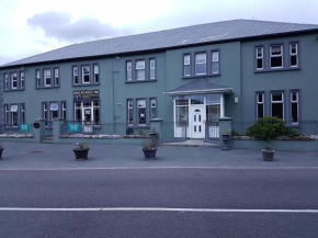Hotels in An Charraig